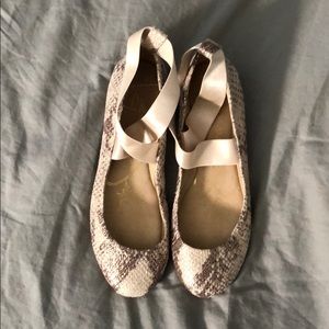 Jessica Simpson snakeskin ballet flats